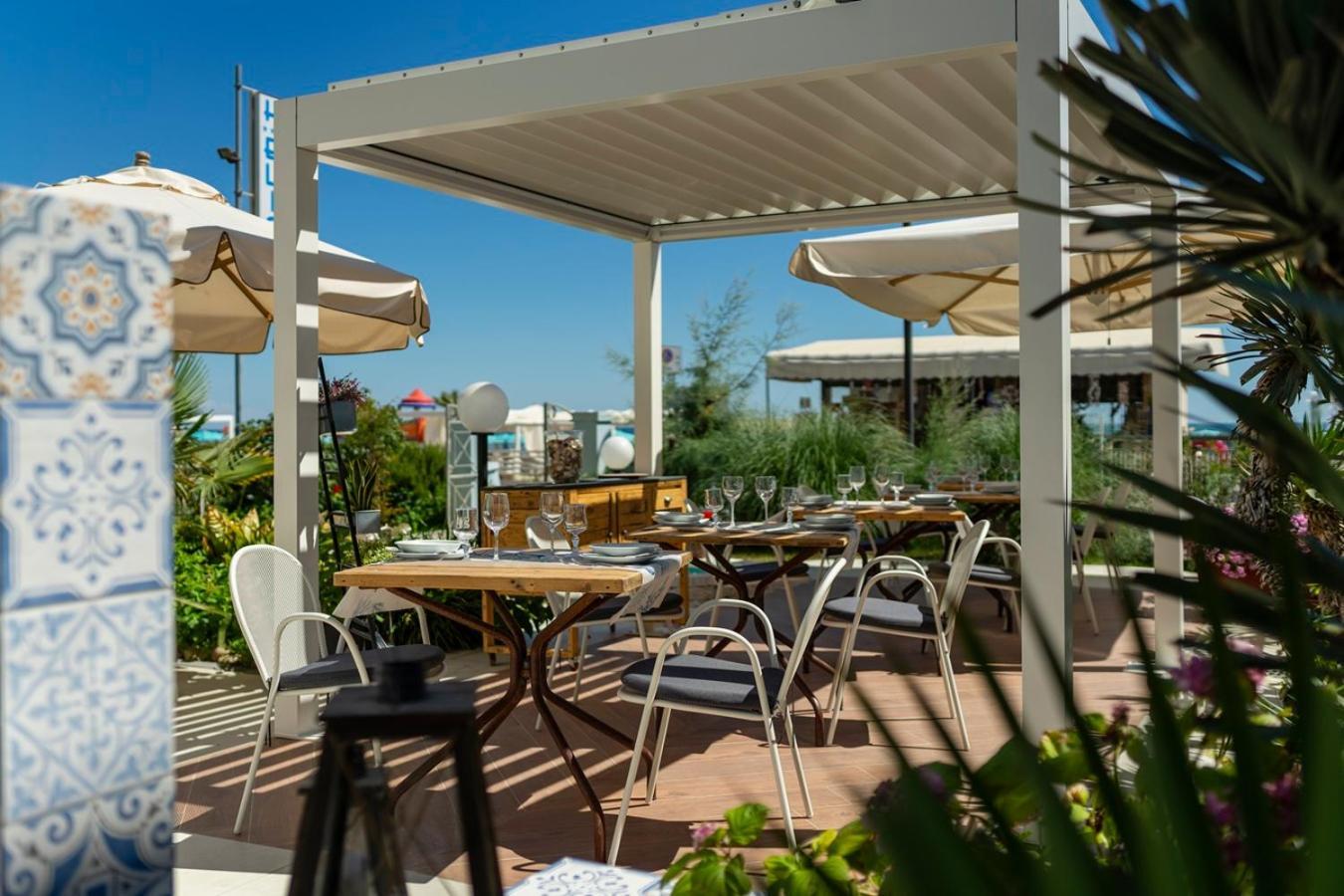 Hotel Eliseo 벨레지아아지마리나 외부 사진