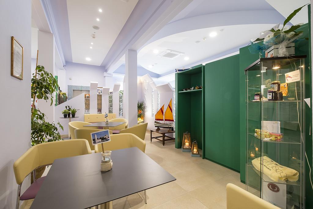 Hotel Eliseo 벨레지아아지마리나 외부 사진
